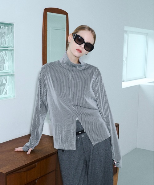 seyto（セイト）の「High neck pleats long sleeve tops / ハイネックプリーツロンT（その他トップス・メンズ・グレー/ブルー・2/3）」の7枚目の写真