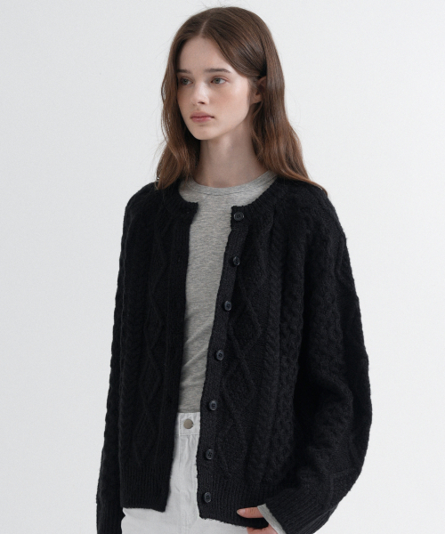 VLETI（ブレッティ）の「Wool Fisherman Knit Cardigan (black)（カーディガン/ボレロ・レディース・クリーム・FREE）」の2枚目の写真