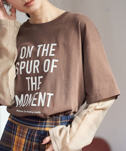 coen(コーエン)の「袖シアードッキング レイヤード風ロゴロンT(Tシャツ/カットソー・レディース・ダークグレー/ブラウン/オフホワイト/ナチュラル・M/L)」の3枚目の写真