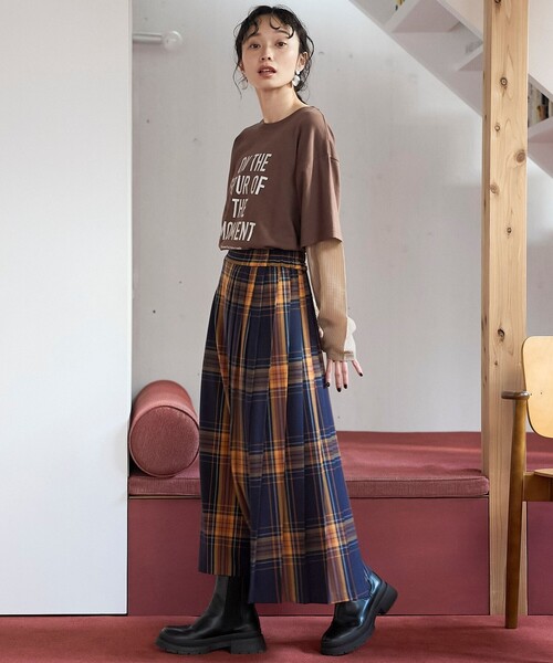 coen(コーエン)の「袖シアードッキング レイヤード風ロゴロンT(Tシャツ/カットソー・レディース・ダークグレー/ブラウン/オフホワイト/ナチュラル・M/L)」の21枚目の写真