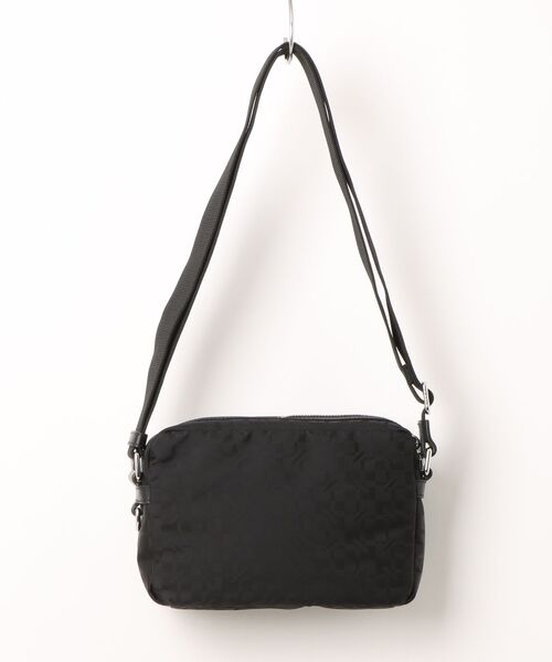 KENZO（ケンゾー）の「KENZOGRAM CROSSBODY BAG（メッセンジャーバッグ・メンズ・ブラック系その他・ONE SIZE）」の2枚目の写真