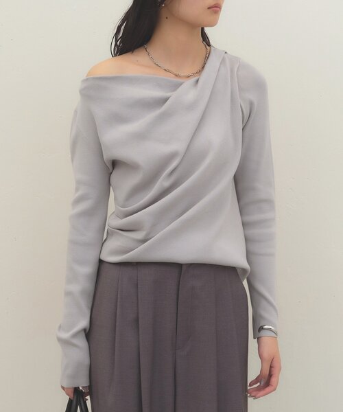 LOUNGEDRESS（ラウンジドレス）の「《着映えトップス》ドレープニット　秋服（ニット/セーター・レディース・ブラック/パープル/グレー/オフホワイト/グリーン・FREE）」の3枚目の写真