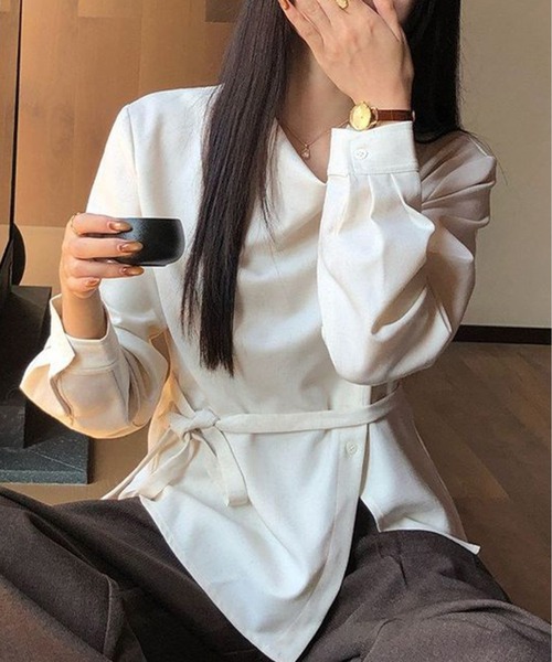 CHUN CHUN NOTES（チュンチュンノーツ）の「斜めボタンリボンベルト付きウエストマークシャツ（シャツ/ブラウス・レディース・ベージュ・M）」の17枚目の写真