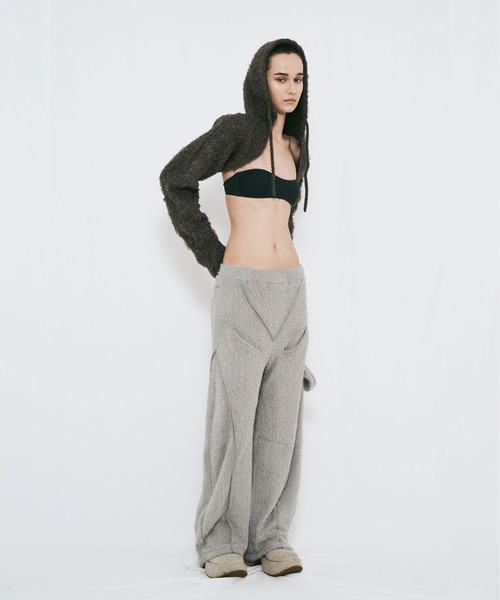 VIAVANDA（ヴィアヴァンダ）の「MUFFLER KNIT CARDIGAN（カーディガン/ボレロ・レディース・アイボリー/ブラウン/ダークグレー・FREE）」の9枚目の写真