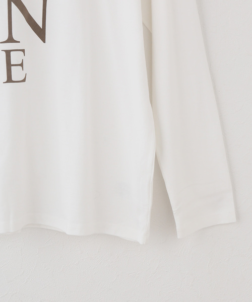 Spick & Span（スピックアンドスパン）の「フロッキープリントロゴTEE（Tシャツ/カットソー・レディース・ボルドー/カーキ・FREE）」の4枚目の写真