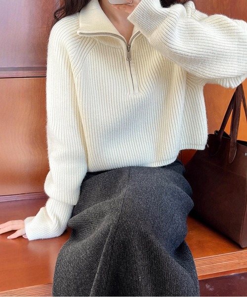 JOHNNY WOLF（ジョニーウルフ）の「SOPHIE ルーズハイネック クロップド ハーフジップ ニット プルオーバー（ニット/セーター・レディース・グレー/ベージュ/ブラウン/ホワイト/ブラック・FREE）」の20枚目の写真