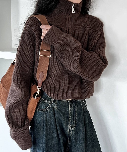 JOHNNY WOLF（ジョニーウルフ）の「SOPHIE ルーズハイネック クロップド ハーフジップ ニット プルオーバー（ニット/セーター・レディース・グレー/ベージュ/ブラウン/ホワイト/ブラック・FREE）」の12枚目の写真