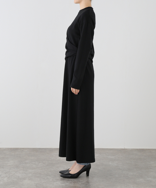 journal standard L'essage(ジャーナルスタンダードレサージュ)の「YWY/ワイワイ LNGSLV TUCK DRP DR ワンピース(ワンピース・レディース・ブラック系その他・SMALL)」の2枚目の写真