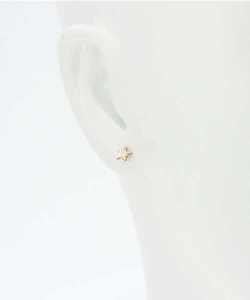 style counsel（スタイルカウンセル）の「【chibi jewels】チビ・ジュエルズ　　ムーン＆スタースタッズピアス（ＳＩＬＶＥＲ）　Ｍｏｏｎ＆Ｓｔａｒ Ｓｔｕｄ Ｅａｒｒｉｎｇｓ（ピアス（両耳用）・レディース・シルバー・FREE）」の4枚目の写真