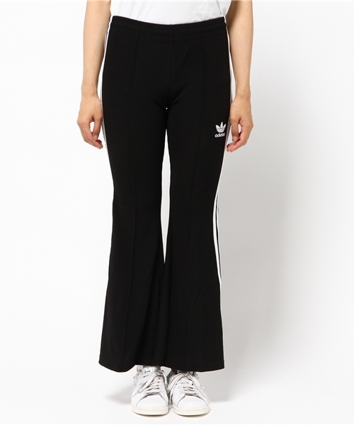 adidas（アディダス）の「オリジナルス パンツ[BLOCK FLARED TRACK PANTS]（その他パンツ・レディース・ブラック・XXX-LARGE/X-SMALL/XX-LARGE/SMALL/LARGE/MEDIUM）」の5枚目の写真