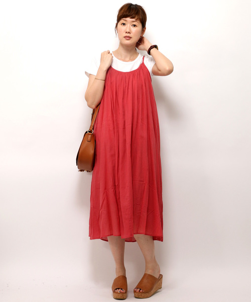 LBC(エルビーシー)の「コットンガーゼキャミワンピース(ワンピース・レディース・ダークグレー/梅/ブラウン・LARGE/MEDIUM)」の3枚目の写真