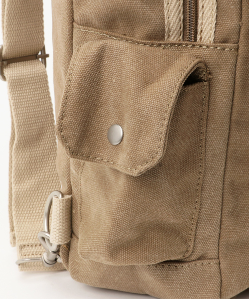 DEVICE（デバイス）の「DEVICE デバイス Access キャンバス メガ ボディバッグショルダーバッグ（ボディバッグ/ウエストポーチ・メンズ・ベージュ/ブラウン/ブラック/カーキ/ベージュ系その他/ブラック系その他/グリーン系その他・FREE）」の17枚目の写真