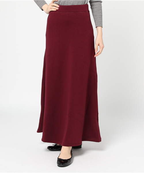 KOBE LETTUCE（コウベレタス）の「[ぬく盛り] あったか裏起毛スウェットボリュームフレアマキシスカート（スカート・レディース・ネイビー/キャメル/ブラック/カーキ/ボルドー/チャコールグレー/ダークオレンジ/ベージュ系その他/ブラウン/パープル/ダークグリーン/パープル系その他/ホワイト系その他/ブルー/パープル系/カーキ系/モカ/ブラウン系・FREE/PM/M）」の17枚目の写真