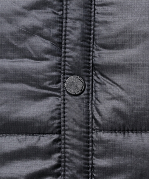 美品☆DESCENTE☆H.C.S.インナーダウンベスト メンズM グレー 美品☆DESCENTE☆H.C.S.インナーダウンベスト メンズM グレー 美品