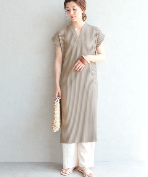 reca（レカ）の「半袖リブロングワンピース（ワンピース・レディース・ブラック/ベージュ/ネイビー/マスタード/ブラウン系その他/ブラウン系その他2/グレイッシュベージュ・FREE）」の5枚目の写真