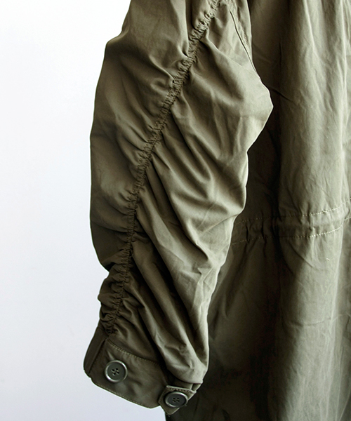VENCEEXCHANGE(ヴァンスエクスチェンジ)の「ミリタリーモッズコート(モッズコート・レディース・ブラック/カーキ・MEDIUM)」の10枚目の写真