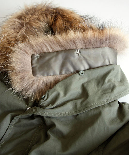 VENCEEXCHANGE(ヴァンスエクスチェンジ)の「ミリタリーモッズコート(モッズコート・レディース・ブラック/カーキ・MEDIUM)」の4枚目の写真