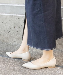 ストレスフリー/ポインテッドトゥローヒールパンプス