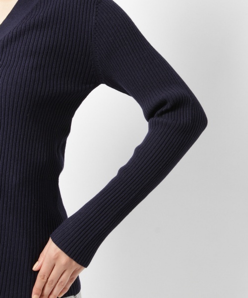 laboratory work（ラボラトリーワーク）の「Vネックリブカーディガン（カーディガン/ボレロ・レディース・オフホワイト/ベージュ/ネイビー/ラベンダー・MEDIUM）」の15枚目の写真