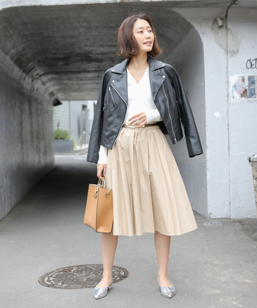 laboratory work（ラボラトリーワーク）の「Vネックリブカーディガン（カーディガン/ボレロ・レディース・オフホワイト/ベージュ/ネイビー/ラベンダー・MEDIUM）」の16枚目の写真