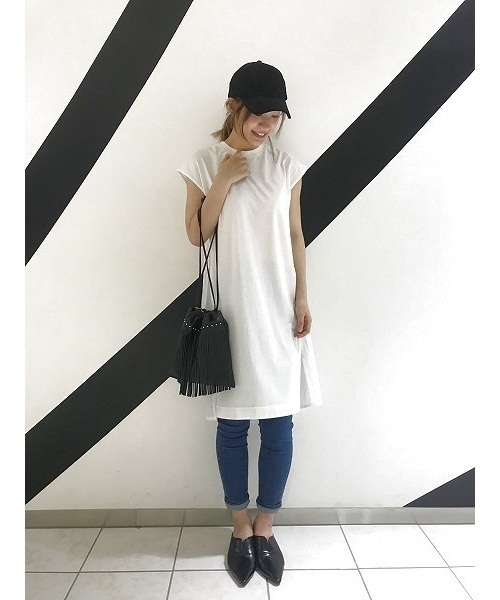 PAGEBOY（ページボーイ）の「デニムスキニーパンツ（デニムパンツ・レディース・サックスブルー/インディゴブルー・SMALL/MEDIUM/LARGE）」の5枚目の写真