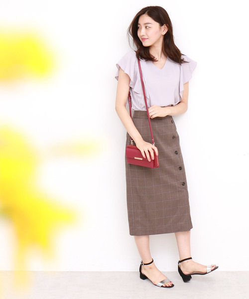 N.(N. Natural Beauty Basic)(エヌエヌナチュラルビューティーベーシック)の「◆フレアスリーブVネックブラウス(シャツ/ブラウス・レディース・ネイビー/ブラウン/グレー・MEDIUM)」の4枚目の写真