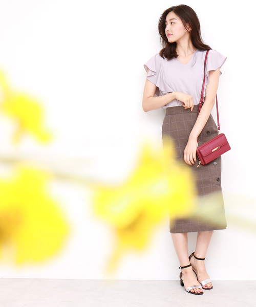 N.(N. Natural Beauty Basic)(エヌエヌナチュラルビューティーベーシック)の「◆フレアスリーブVネックブラウス(シャツ/ブラウス・レディース・ネイビー/ブラウン/グレー・MEDIUM)」の6枚目の写真