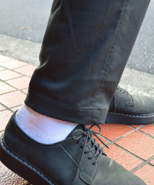 Dickies（ディッキーズ）の「Dickies/ディッキーズ TCツイル ストレッチタック入りテーパードパンツ（チノパンツ・メンズ・ブラック/ベージュ・32inch/30inch/28inch/34inch/36inch）」の16枚目の写真