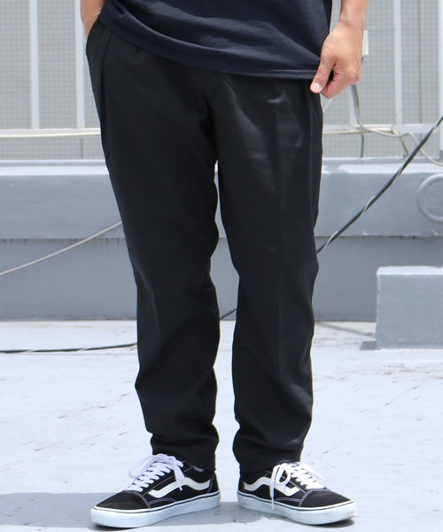 Dickies（ディッキーズ）の「Dickies/ディッキーズ TCツイル ストレッチタック入りテーパードパンツ（チノパンツ・メンズ・ブラック/ベージュ・32inch/30inch/28inch/34inch/36inch）」の15枚目の写真