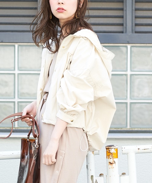 natural couture（ナチュラルクチュール）の「ボリューム袖マウンテン