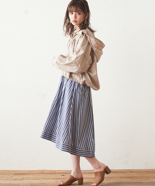 natural couture（ナチュラルクチュール）の「ボリューム袖マウンテンパーカー（マウンテンパーカー・レディース・ベージュ/アイボリー/ピンクベージュ・FREE）」の11枚目の写真