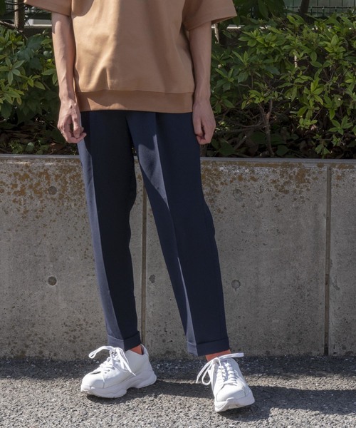 MAISON SPECIAL（メゾンスペシャル）の「"TECH FABRIC" SOLOTEX/ソロテックスアンクルストレッチテーパードパンツ【MAISON SPECIAL/メゾンスペシャル】（スラックス・メンズ・ベージュ/ブラック/カーキ/ネイビー・46/44/48）」の4枚目の写真