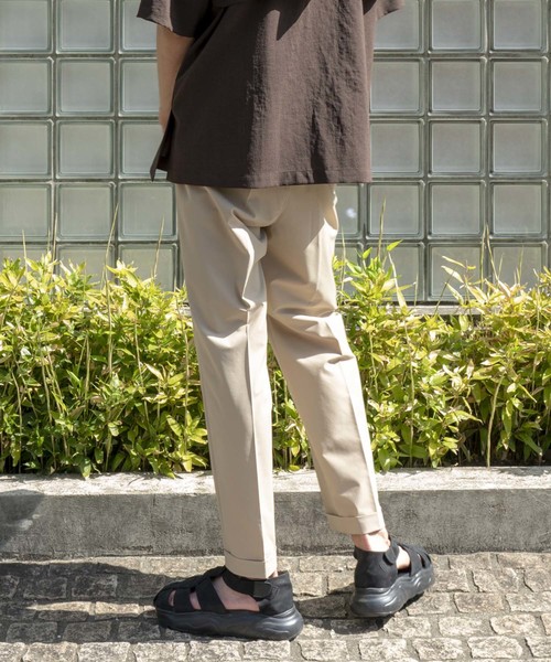 MAISON SPECIAL（メゾンスペシャル）の「"TECH FABRIC" SOLOTEX/ソロテックスアンクルストレッチテーパードパンツ【MAISON SPECIAL/メゾンスペシャル】（スラックス・メンズ・ベージュ/ブラック/カーキ/ネイビー・46/44/48）」の7枚目の写真