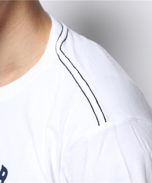 TOMMY HILFIGER（トミーヒルフィガー）の「13FH-CALEB TEE（Tシャツ/カットソー・メンズ・ホワイト/ネイビー/グレー・LARGE/MEDIUM/SMALL/X-LARGE）」の5枚目の写真