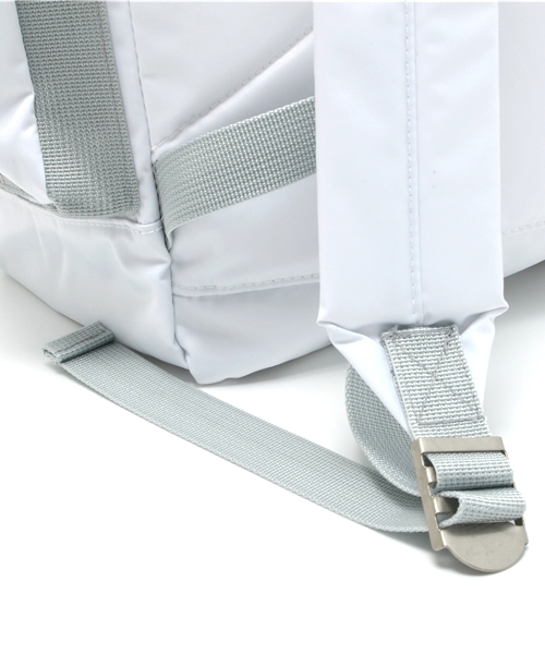 603（ロクマルサン）の「603 4ポケット ナイロンリュック（バックパック/リュック・レディース・ホワイト・FREE）」の6枚目の写真