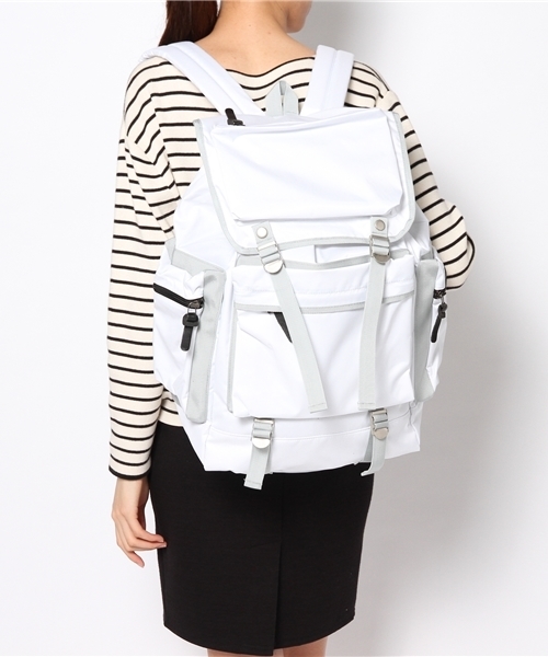 603（ロクマルサン）の「603 4ポケット ナイロンリュック（バックパック/リュック・レディース・ホワイト・FREE）」の2枚目の写真