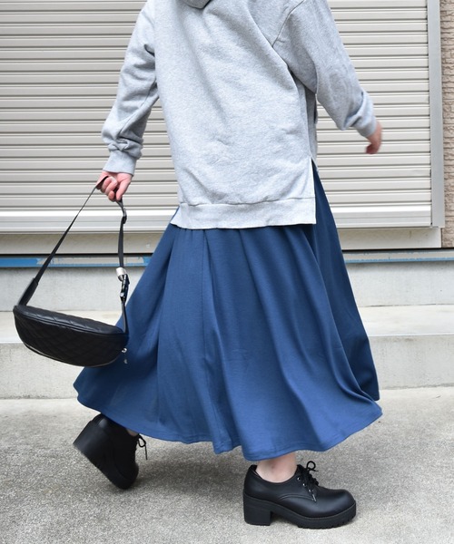 Coo+i（クーイ）の「ミモレ丈フレアスカート（スカート・レディース・チャコールグレー/ブラック/ネイビー/グレー/カーキ/ブルー/グリーン/マスタード/モカ/ワイン・FREE）」の7枚目の写真