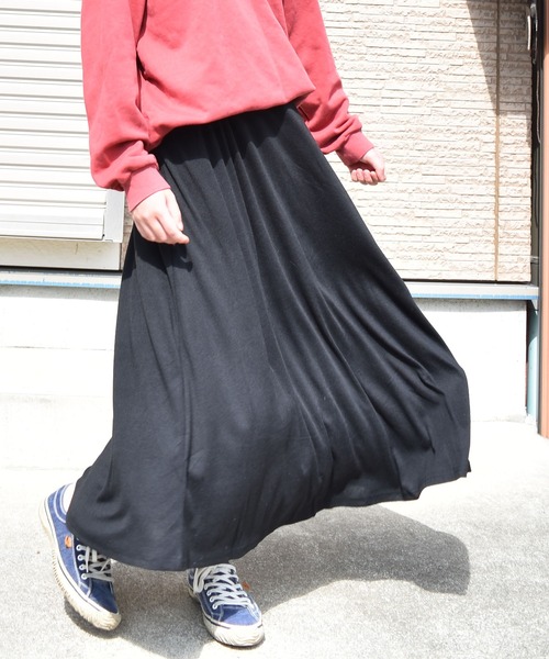 Coo+i（クーイ）の「ミモレ丈フレアスカート（スカート・レディース・チャコールグレー/ブラック/ネイビー/グレー/カーキ/ブルー/グリーン/マスタード/モカ/ワイン・FREE）」の13枚目の写真