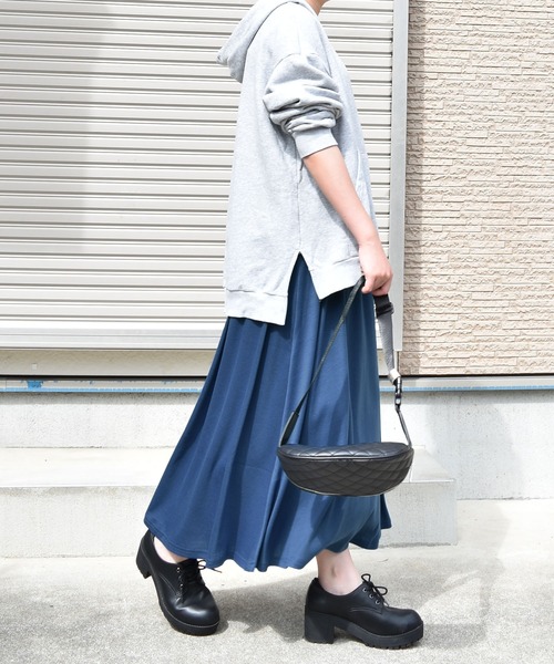 Coo+i（クーイ）の「ミモレ丈フレアスカート（スカート・レディース・チャコールグレー/ブラック/ネイビー/グレー/カーキ/ブルー/グリーン/マスタード/モカ/ワイン・FREE）」の14枚目の写真