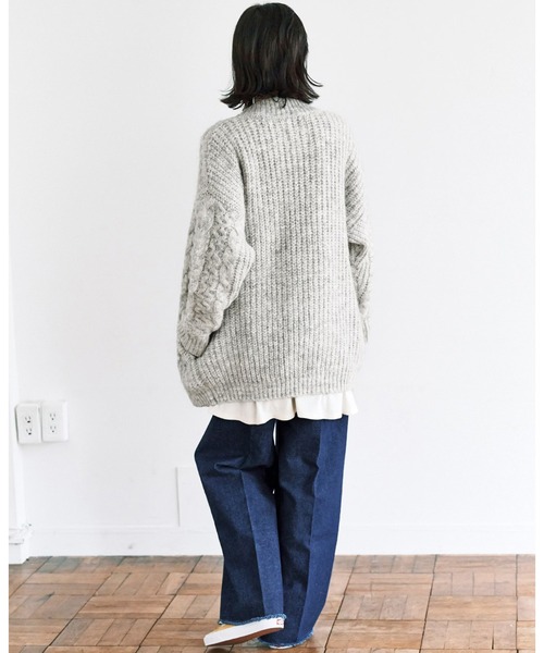 avecmoi（アヴェクモワ）の「【佐藤かなさんプロデュース】 アヴェクモワ　ケーブルカーディガン〈グレー杢〉（カーディガン/ボレロ・レディース・杢グレー・MEDIUM/LARGE/SMALL）」の4枚目の写真