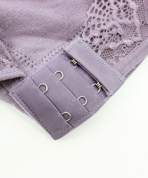 tu-hacci（ツーハッチ）の「【累計販売68万枚突破！脇肉をバストへ誘導】前ホックノンワイヤーナイトブラRelage-リラッジェ-（ナイトブラ・レディース・グレイッシュベージュ/スモークピンク/ワイン/パープル系その他/ピンク系その他/ラベンダー/ブラック/ネイビー/ダークパープル/ベージュ/チャコールグレー/カーキ/マスタード/ブラック系その他/ダークブルー/グレー系その他・SMALL/MEDIUM/LARGE/X-LARGE）」の18枚目の写真