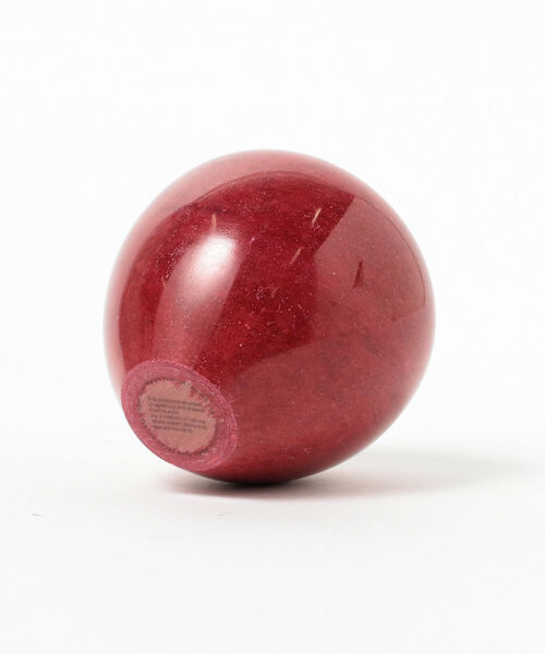 bpr BEAMS（ビーピーアール ビームス ）の「DETAIL INC. / Marble Apple Large（インテリア雑貨・メンズ・レッド/ブラック・ONE SIZE）」の9枚目の写真