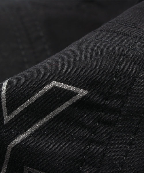 ONLY NY(オンリーニューヨーク)の「ONLY NY / Reflective Logo 5パネル キャップ(キャップ・メンズ・ホワイト/ブラック/レッド系その他・ONE SIZE)」の10枚目の写真