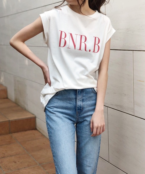 Banner Barrett（バナーバレット）の「【手洗い可】BNRロゴTシャツ（Tシャツ/カットソー・レディース・ホワイト/ブラック/ホワイト×グリーン/ホワイト×ブラウン/ホワイト×レッド/ベージュ・38）」の11枚目の写真