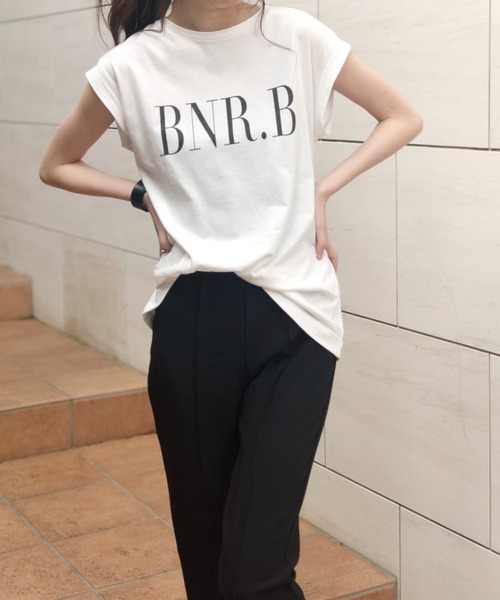 Banner Barrett（バナーバレット）の「【手洗い可】BNRロゴTシャツ（Tシャツ/カットソー・レディース・ホワイト/ブラック/ホワイト×グリーン/ホワイト×ブラウン/ホワイト×レッド/ベージュ・38）」の21枚目の写真
