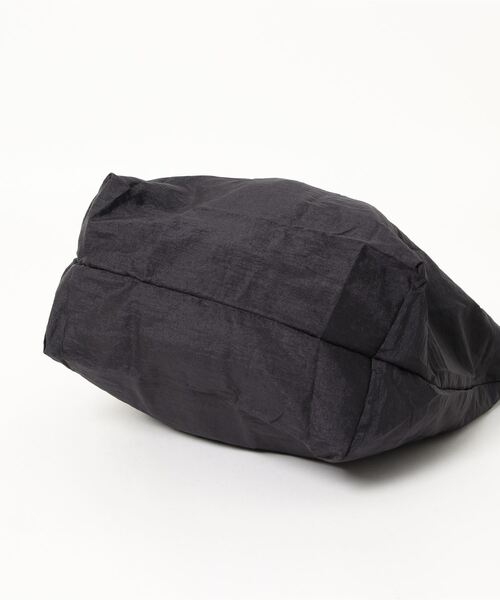 sarasa design（サラサデザイン）の「b2c コンパクト エコバッグ KUSHU KUSHU（エコバッグ/サブバッグ・レディース・チャコールグレー/ブラック/ライトグレー・ONESIZE）」の15枚目の写真