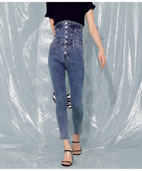 ANAP（アナップ）の「フロントボタンデニムスキニーサロペット（サロペット/オーバーオール・レディース・ブルー/ネイビー・M/S）」の20枚目の写真