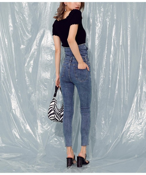 ANAP（アナップ）の「フロントボタンデニムスキニーサロペット（サロペット/オーバーオール・レディース・ブルー/ネイビー・M/S）」の17枚目の写真