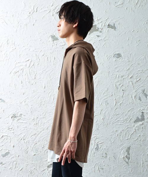 MinoriTY(マイノリティ)の「メンズ半袖インレイ裏毛アシンメトリーTeeパーカー(Tシャツ/カットソー・メンズ・ブラック/オフホワイト/カーキ/モカ・M/L)」の8枚目の写真