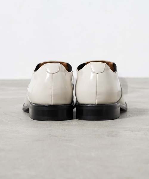 CASPER JOHN（キャスパージョン）の「Enamel Leather Side Gore Short Boots/エナメルレザーサイドゴアショートブーツ（ブーツ・メンズ・ブラック/アイボリー・LARGE/SMALL/MEDIUM）」の20枚目の写真